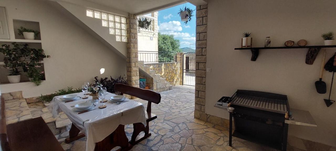 Holiday Home Peran Grebaštica Eksteriør billede