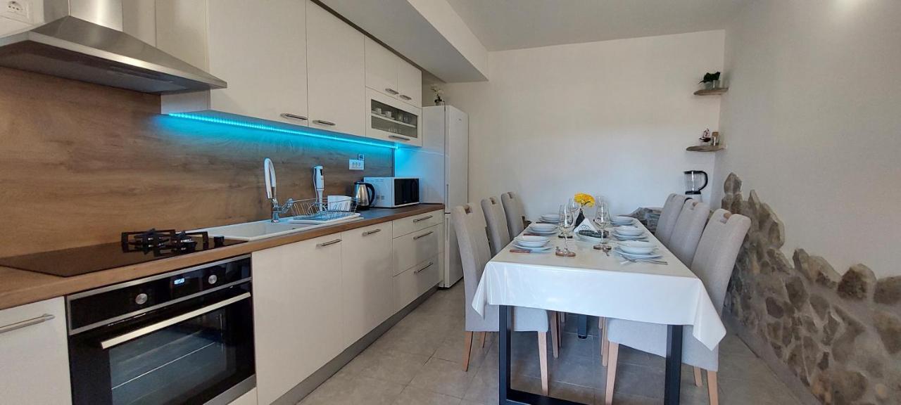 Holiday Home Peran Grebaštica Eksteriør billede