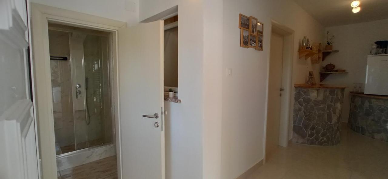 Holiday Home Peran Grebaštica Eksteriør billede