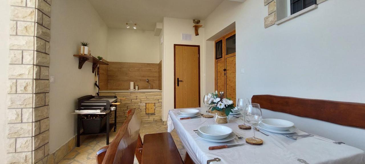 Holiday Home Peran Grebaštica Eksteriør billede