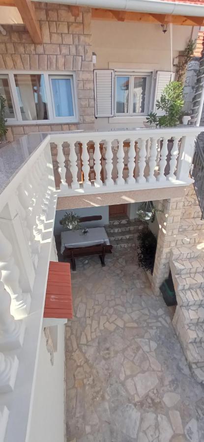 Holiday Home Peran Grebaštica Eksteriør billede