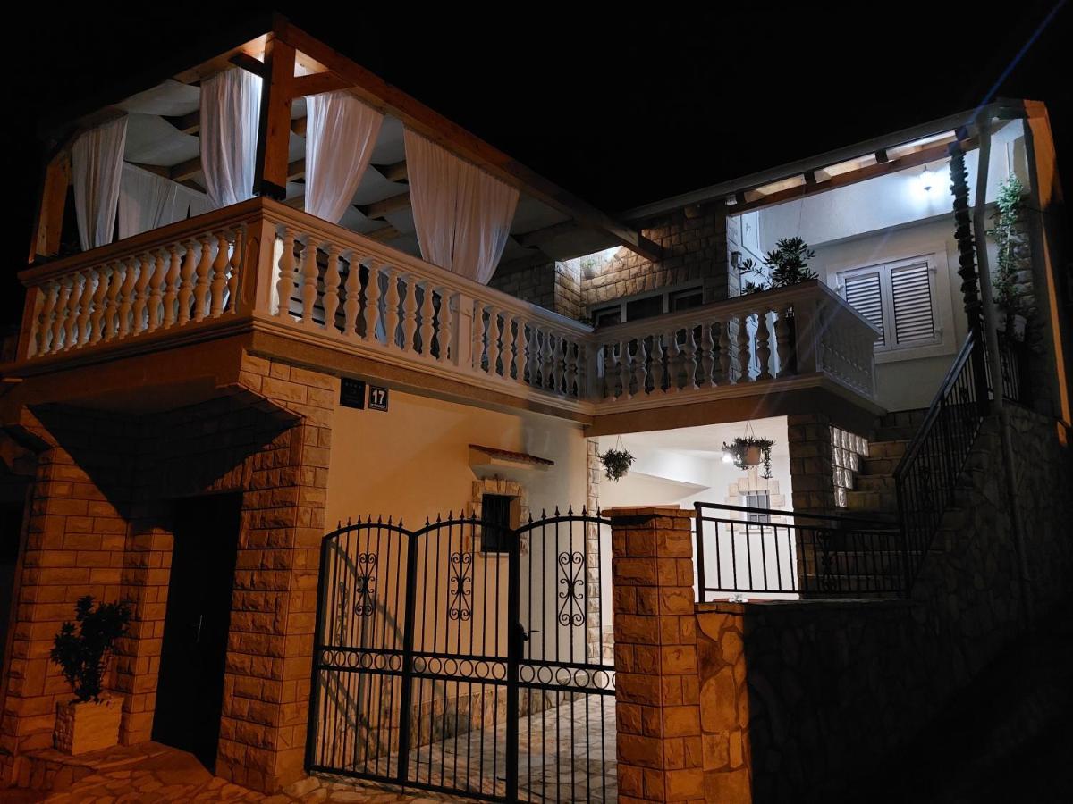 Holiday Home Peran Grebaštica Eksteriør billede